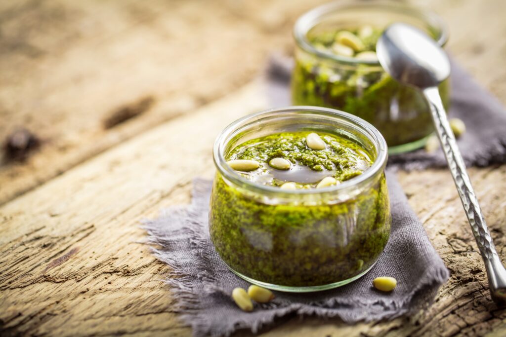 homemade basil pesto sauce